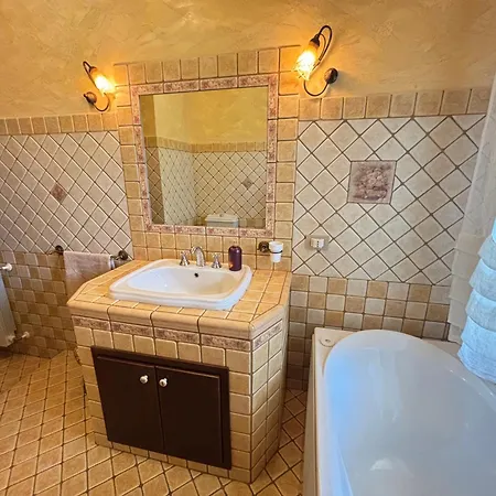 Casa Luce Augusta